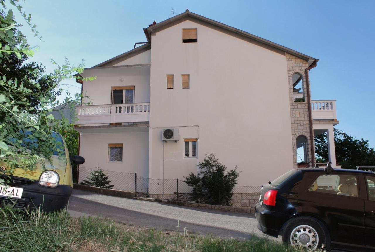 Apartments And Rooms With Parking Space Palit, Rab - 5061 Exterior photo