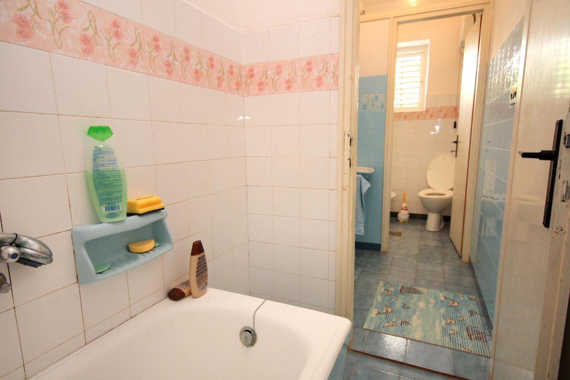 Apartments And Rooms With Parking Space Palit, Rab - 5061 Room photo